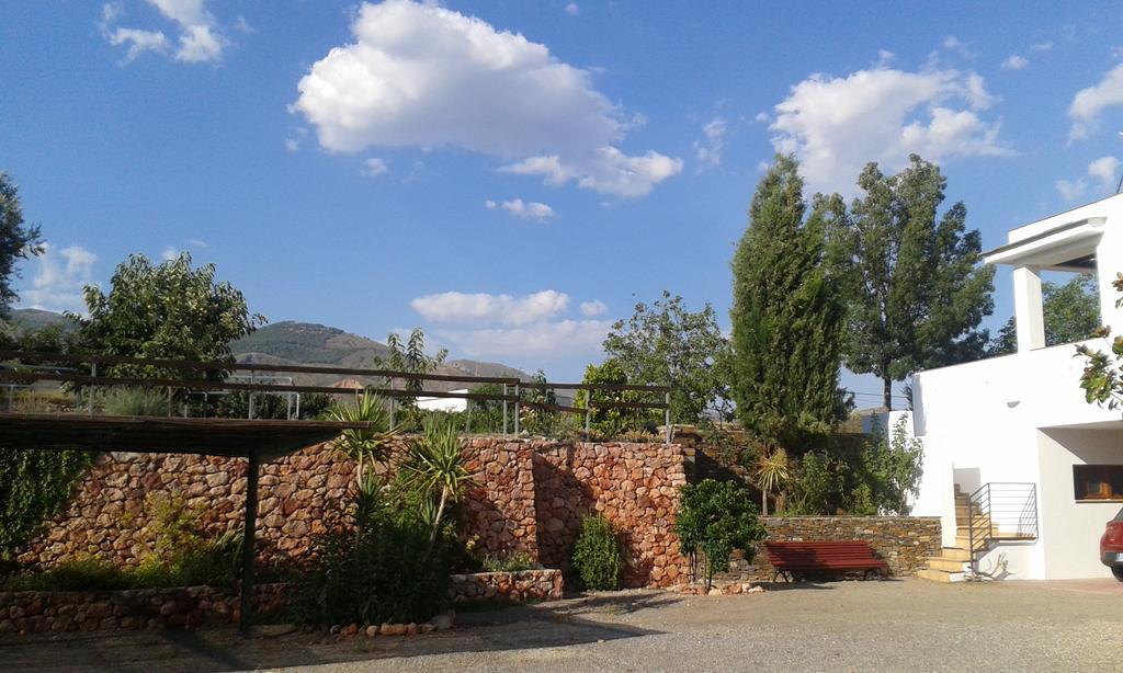 El Domingo En El Valle Fondón Exteriör bild