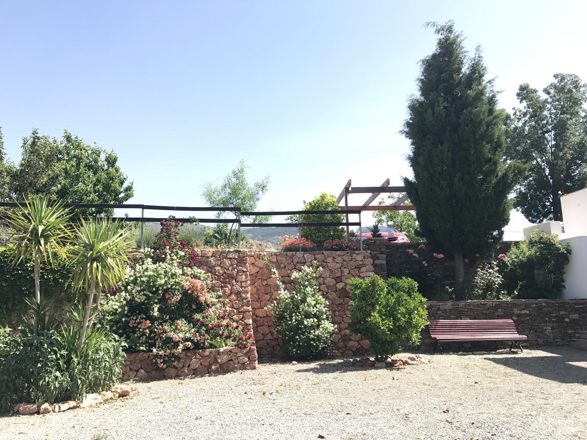El Domingo En El Valle Fondón Exteriör bild
